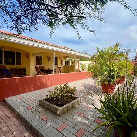 Bubali Gardens By Kamerlingh Villa Noord Exterior foto